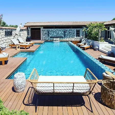 Agrovela Otel 2*